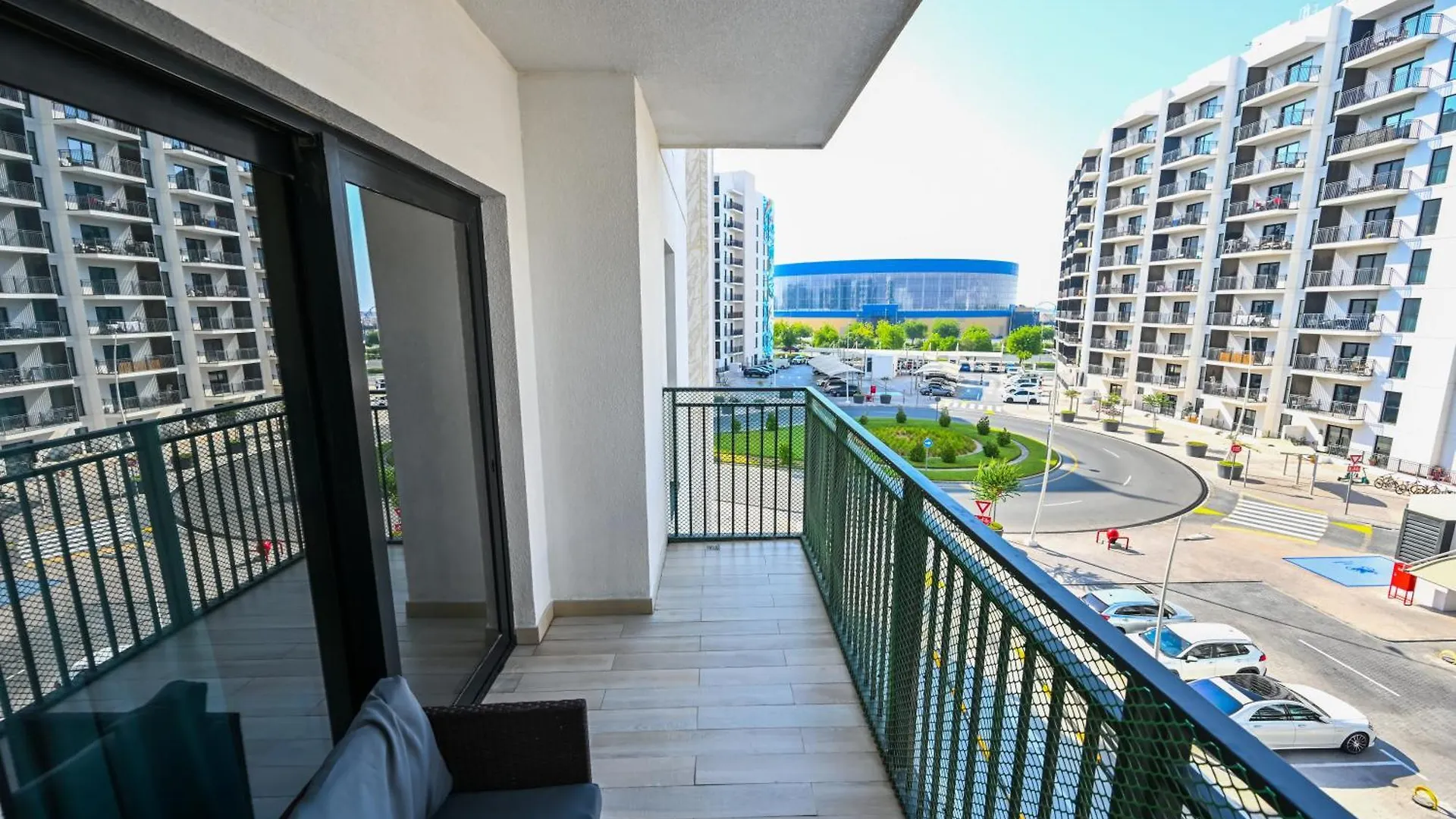아파트 Yas Canal 3 Luxury Two Bedroom Near F1 Circuit